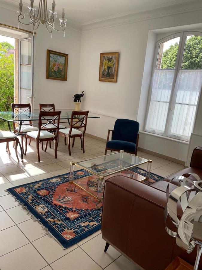 Gite Les Minimes Avallon Exterior foto